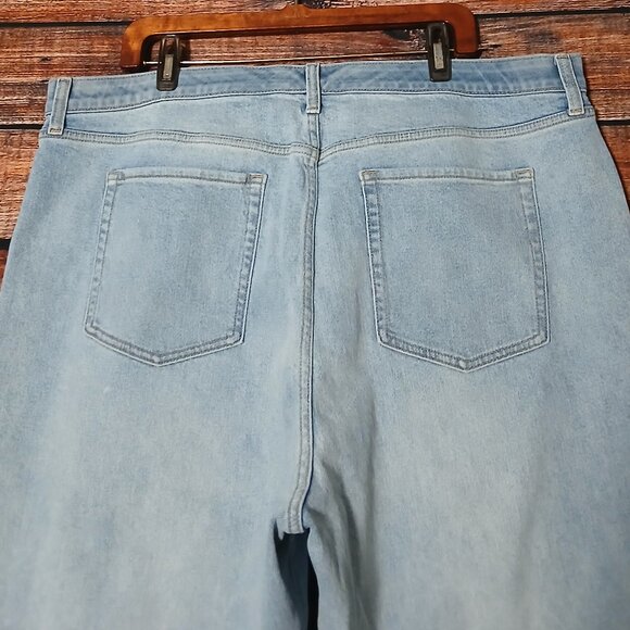 Torrid Jeans Plus Size 22 High Rise Straight Light Wash Denim Elastic Waist - Picture 5 of 9